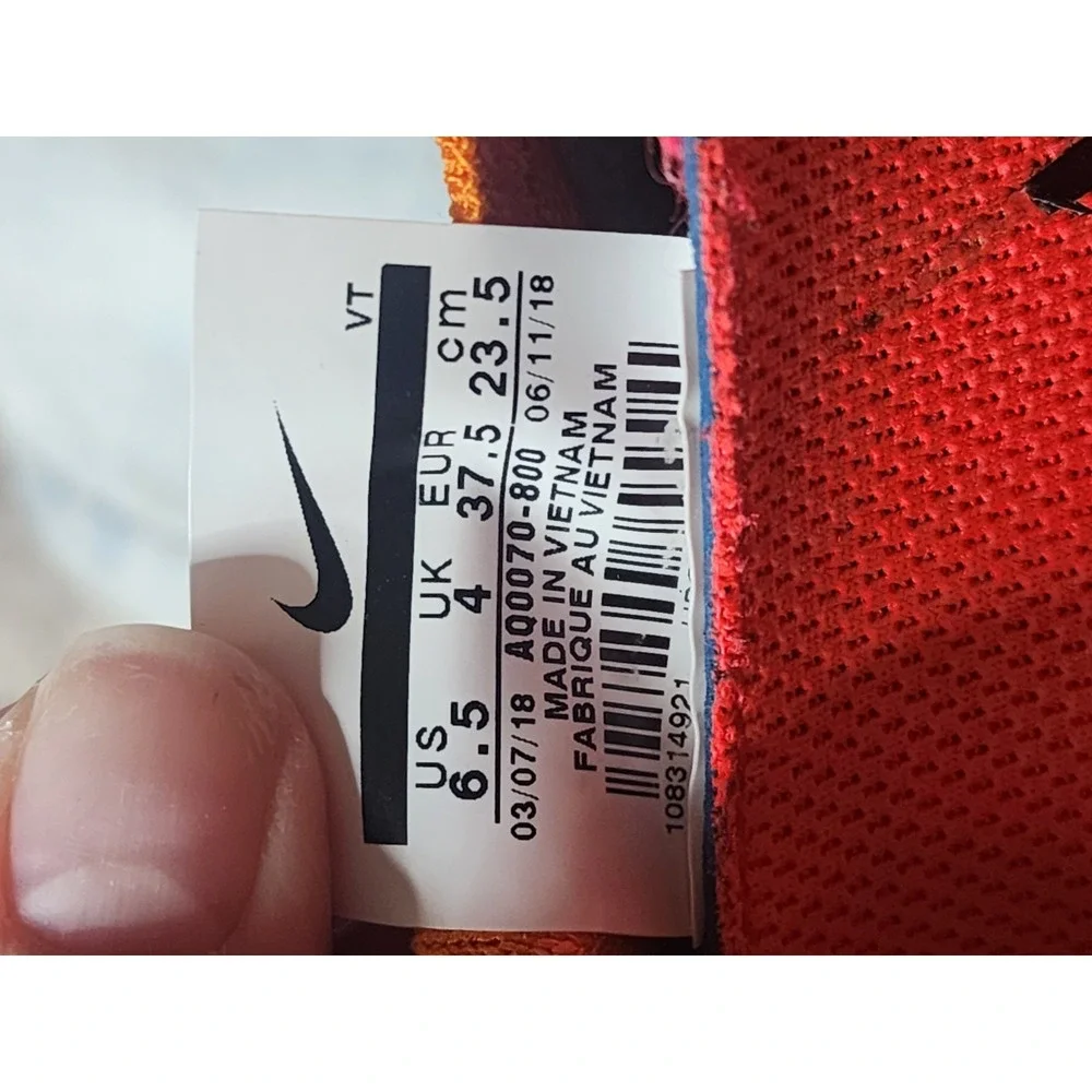 Nike Womens Epic React Flyknit Running Shoes Orange AQ0070-800 Sneaker 6.5
